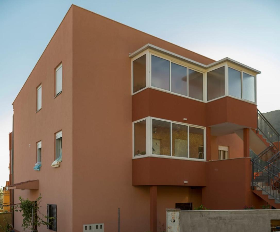 Little Bee Apartment Komiža Zewnętrze zdjęcie