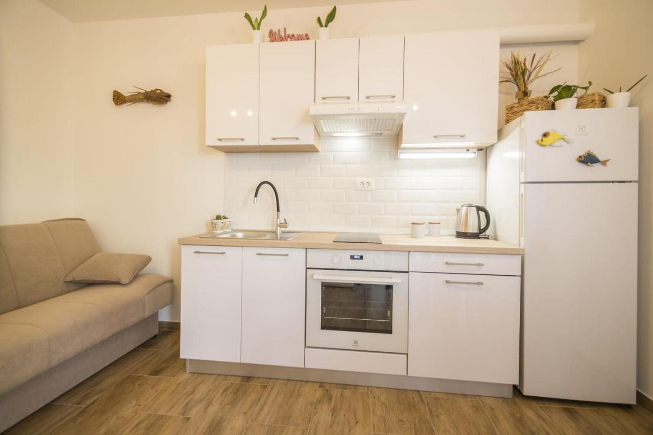 Little Bee Apartment Komiža Zewnętrze zdjęcie