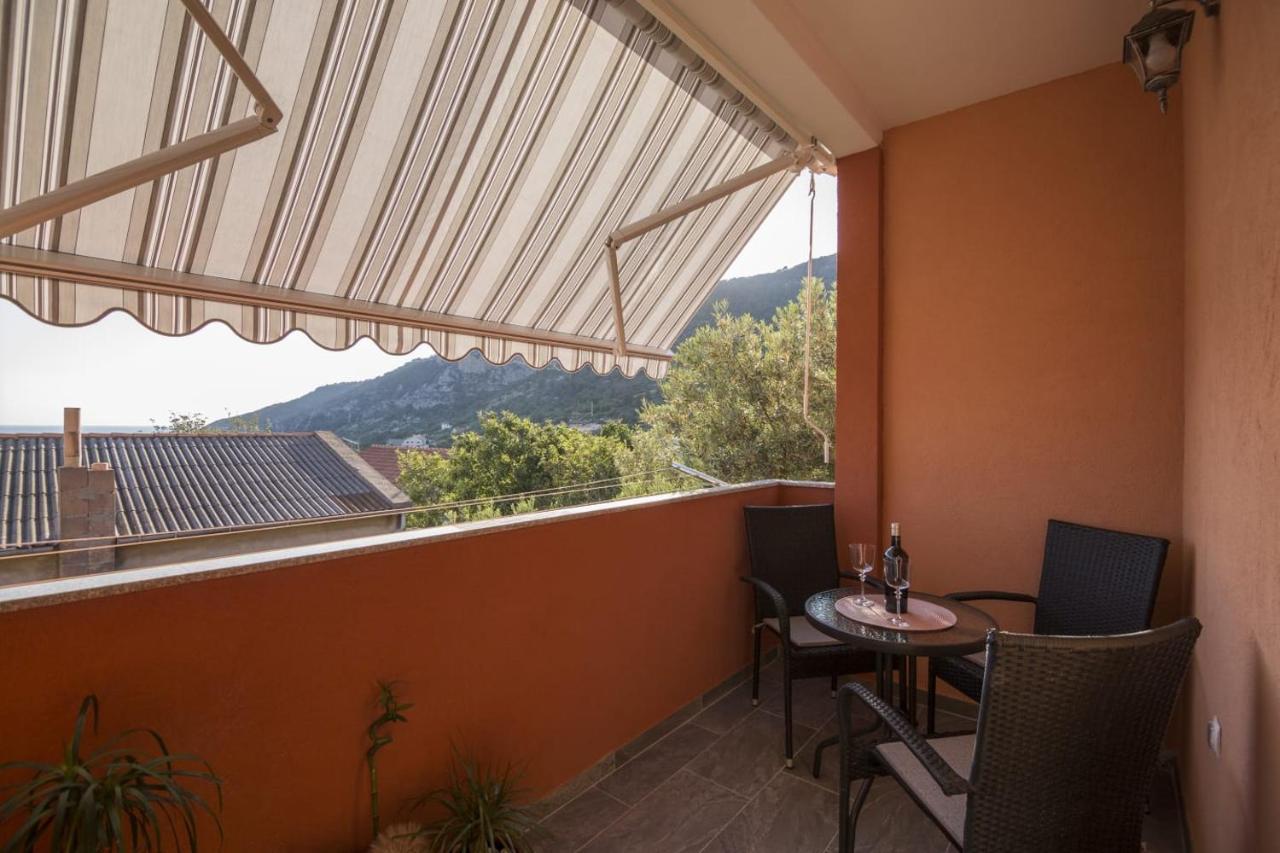 Little Bee Apartment Komiža Zewnętrze zdjęcie